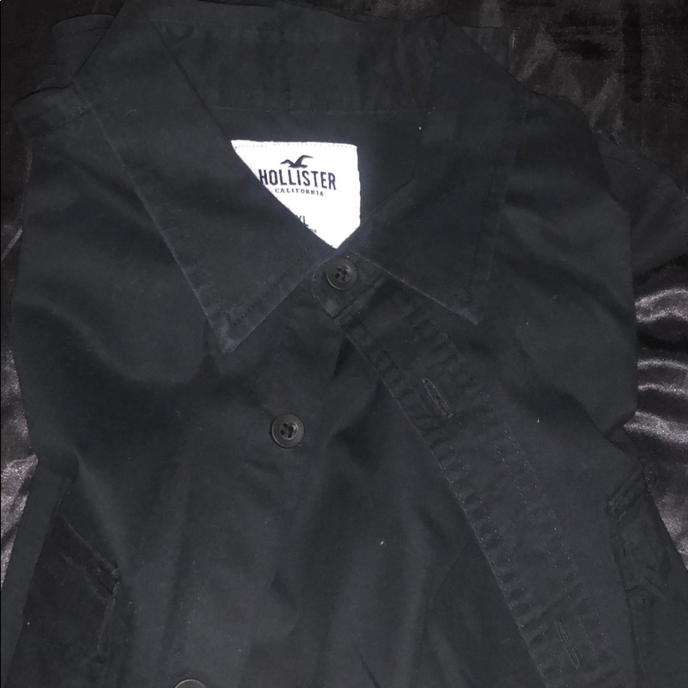Hollister shirt